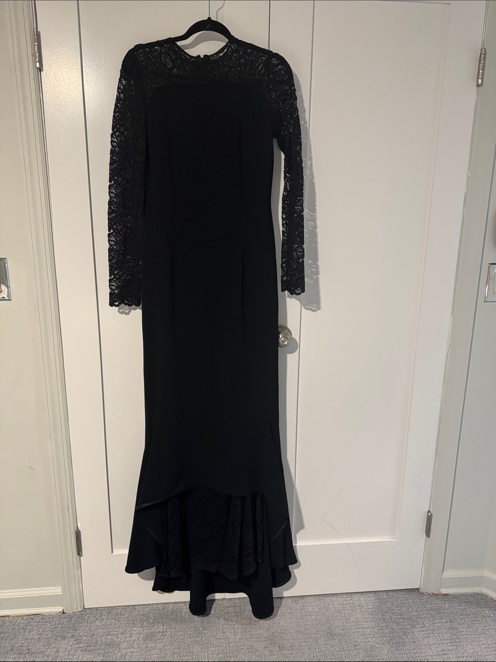 Black Lace Long-Sleeve High-Low Evening Dress